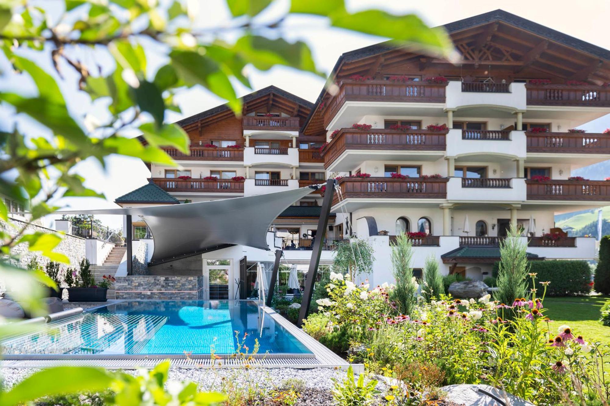 Hotel Stubaierhof Neustift im Stubaital Exterior photo